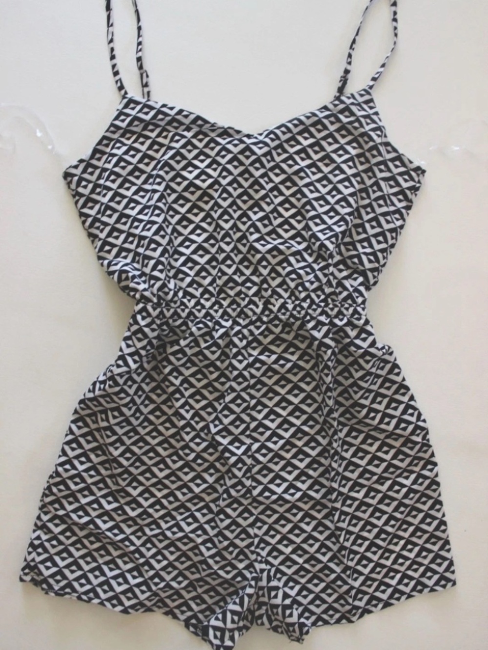 NWT bebe 2b M Medium white Black Straps Smocked Top jumpsuit romper